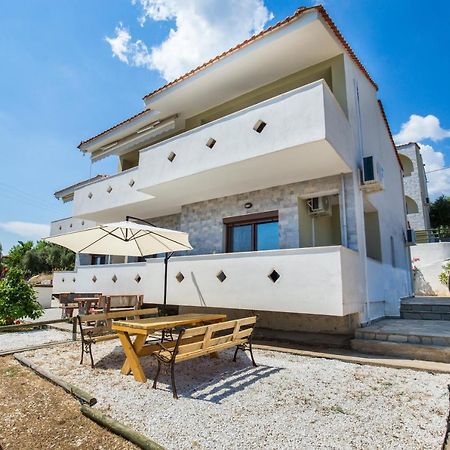 Olive Maison Astris Exterior photo