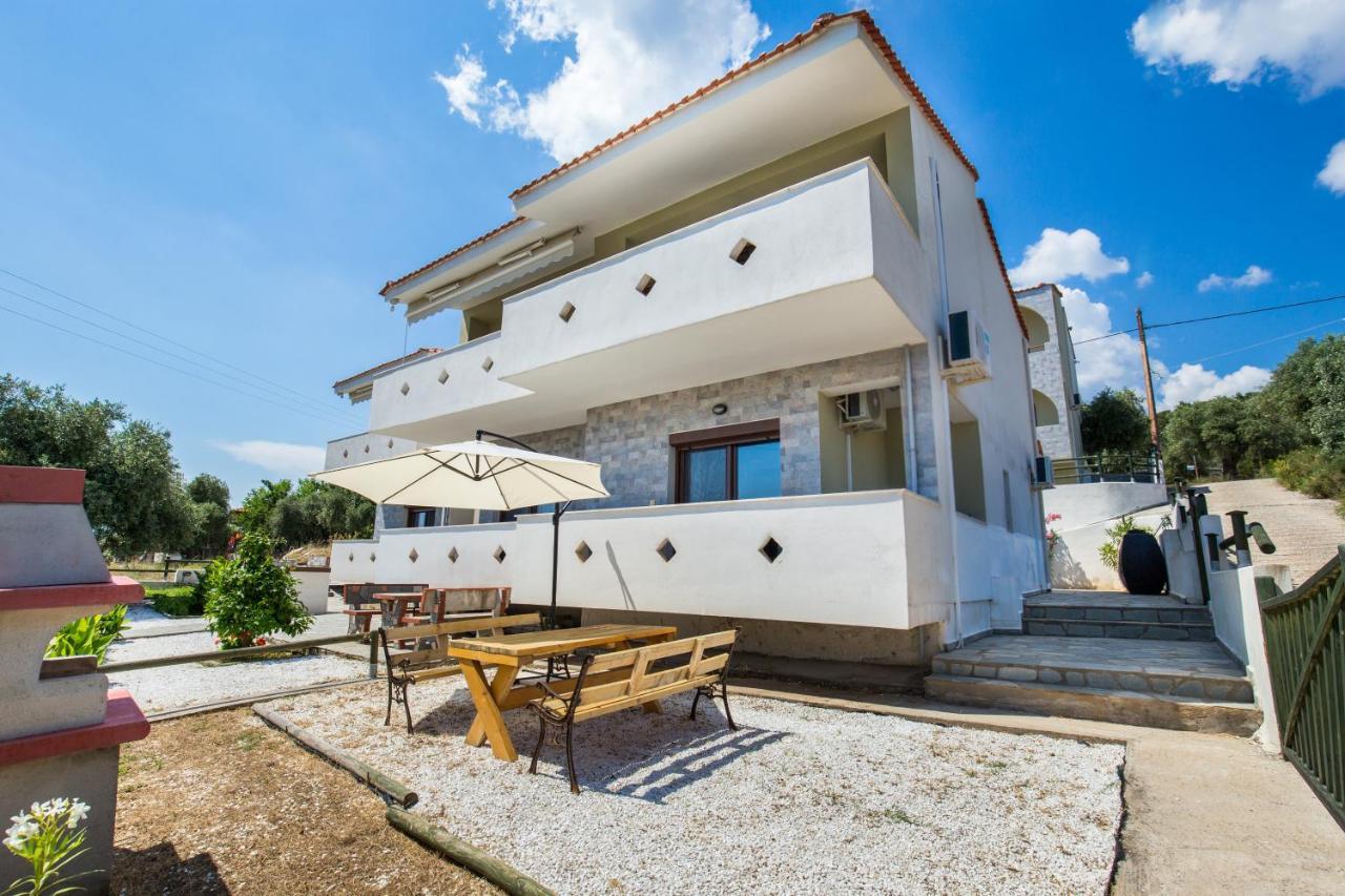 Olive Maison Astris Exterior photo